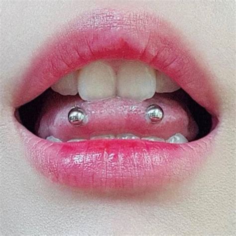 snake eyes piercing healing time|Snake Eyes Piercing: Complete Guide with Examples。